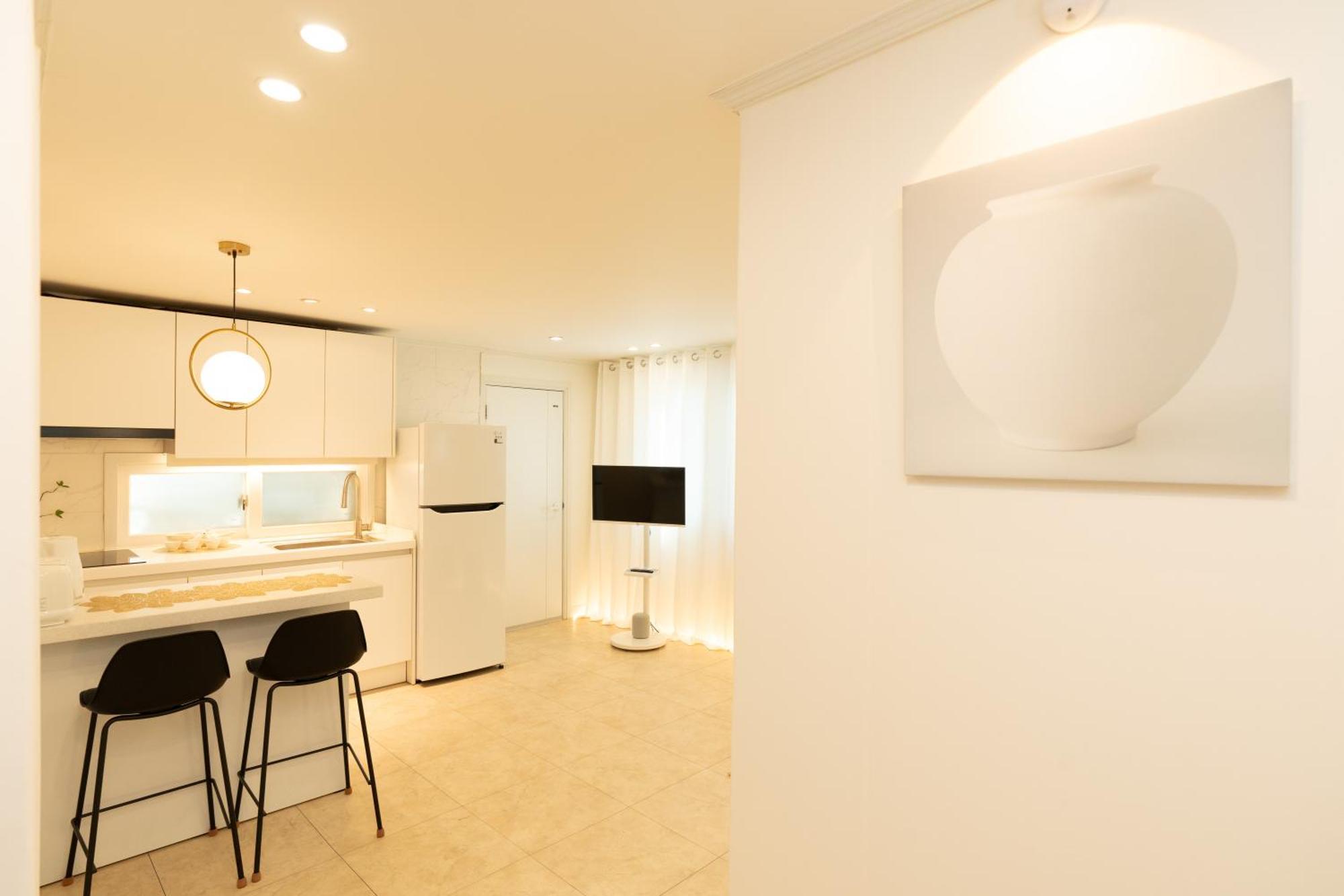 公寓 Cozy House- Yongsan, Itaewon, Noksapyeong Station, 2r3b